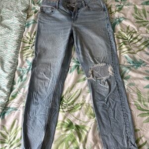 American Eagle 90s Skinny Jeans